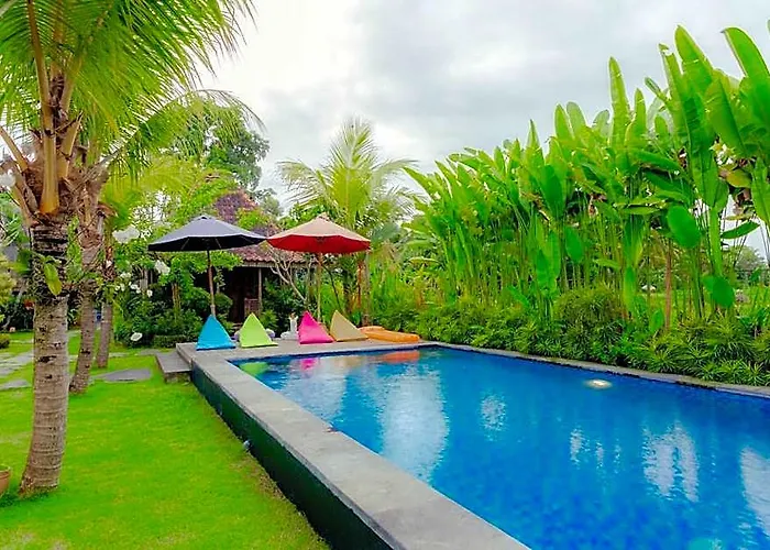 Nauna Bali ホテル 4*