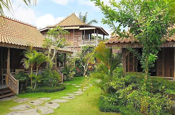 Nauna Bali Singapadu Tengah