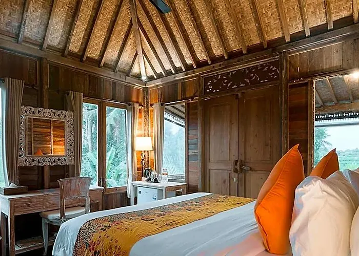 ホテル Nauna Bali 4*